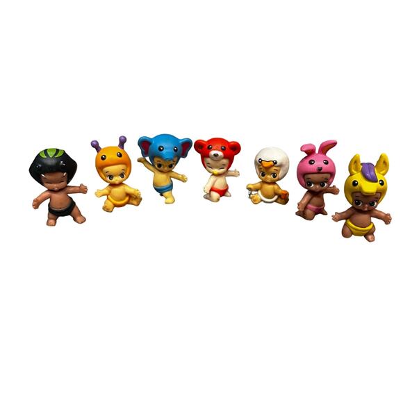 Twozies Lot of 7 Mini Baby Doll Figures Moose Toys 2" - Picture 1 of 3